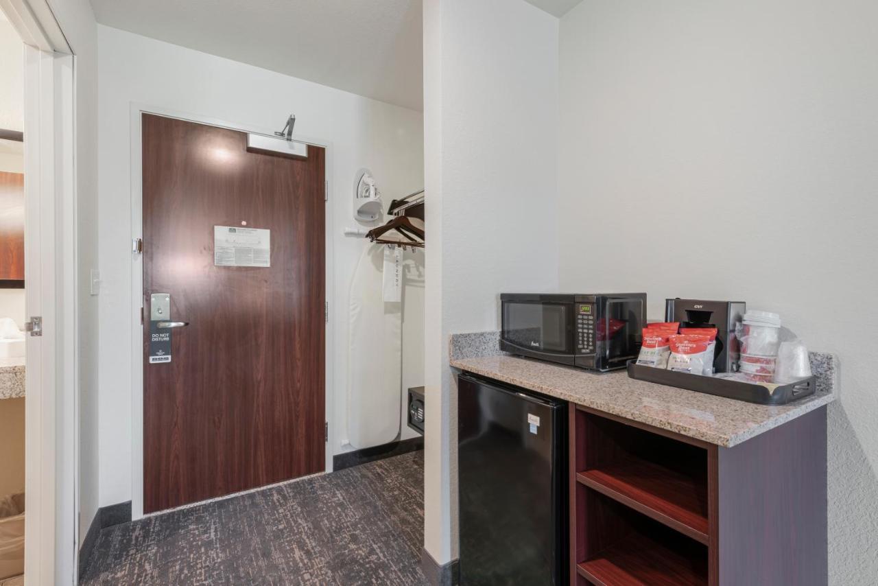 Cobblestone Hotel & Suites - Urbana מראה חיצוני תמונה