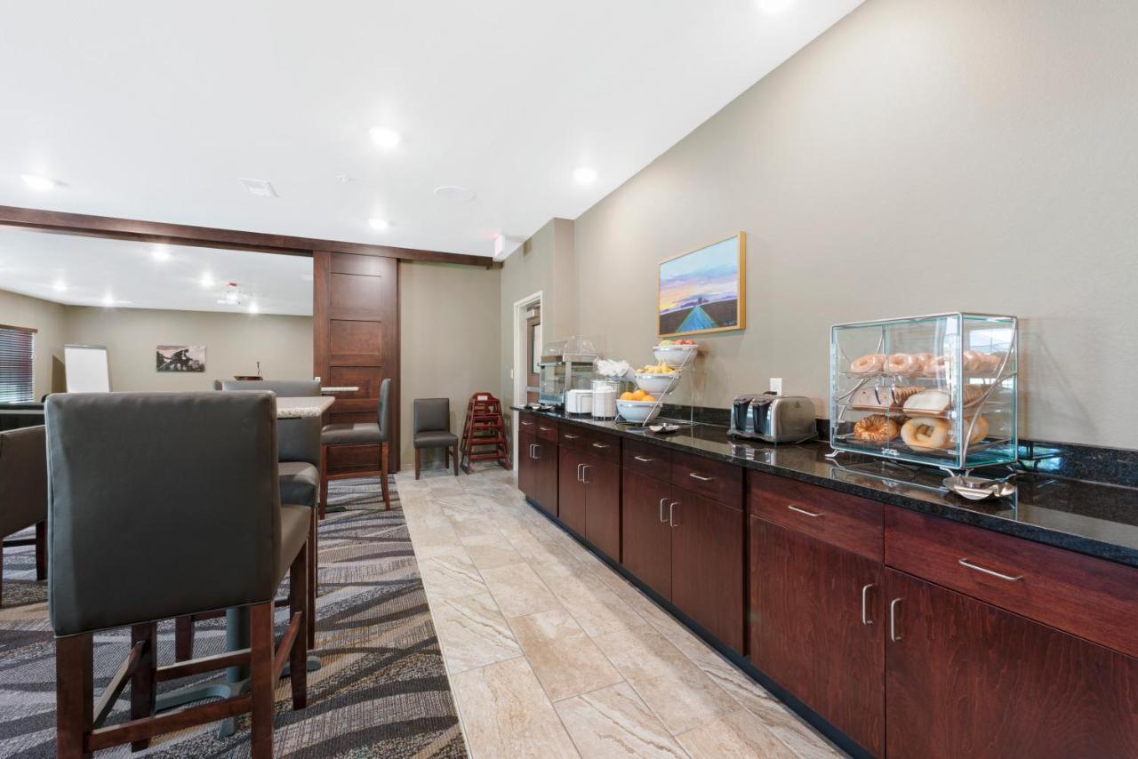 Cobblestone Hotel & Suites - Urbana מראה חיצוני תמונה